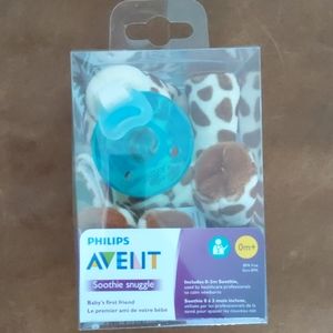 Brand New Phillips Avent Giraffe Pacifier